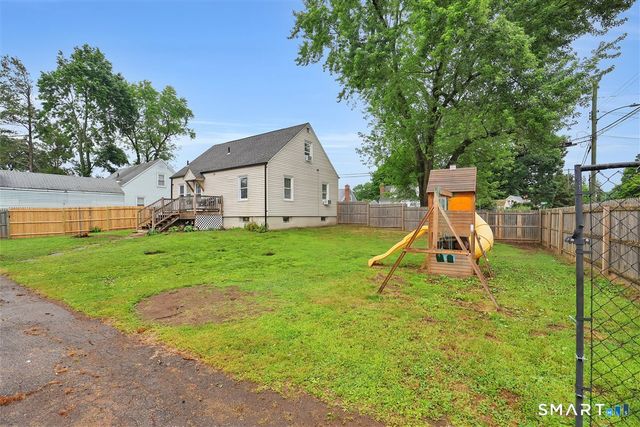 4 Robin Road, Manchester, CT 06042