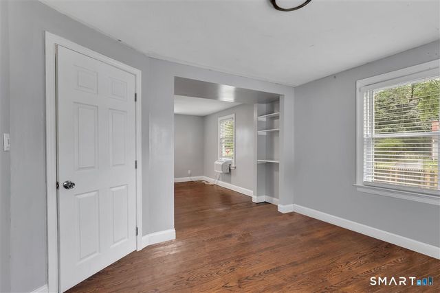 4 Robin Road, Manchester, CT 06042