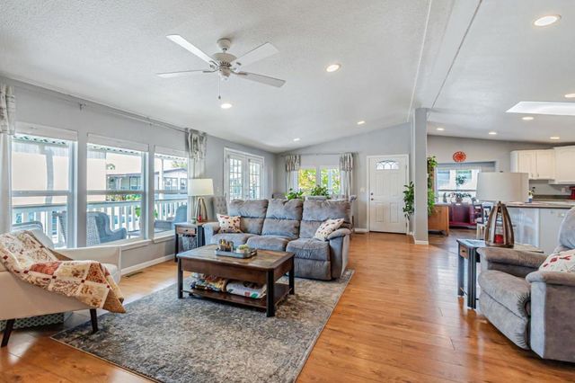 854 Villa Teresa Way, San Jose, CA 95123