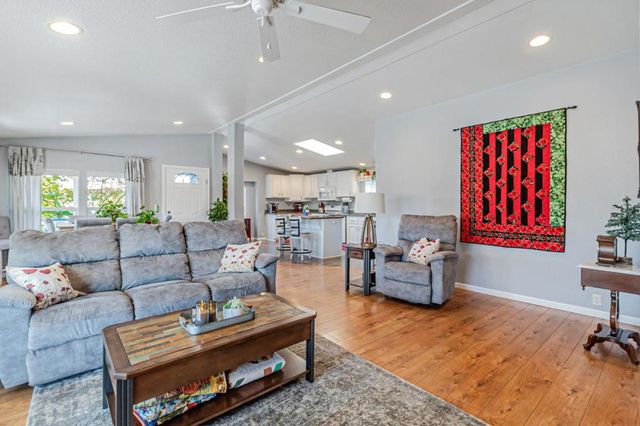 854 Villa Teresa Way, San Jose, CA 95123