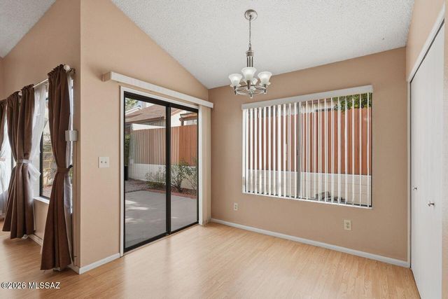 8876 N Carolanne Drive, Tucson, AZ 85742