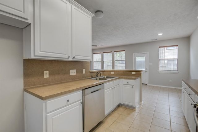 58 S Burberry Park Circle, The Woodlands, TX 77382