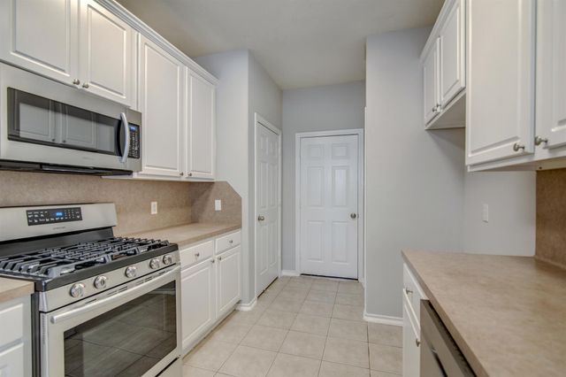 58 S Burberry Park Circle, The Woodlands, TX 77382