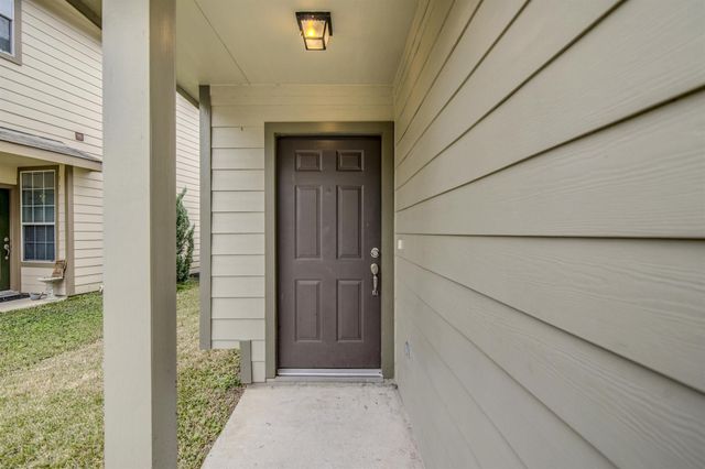58 S Burberry Park Circle, The Woodlands, TX 77382
