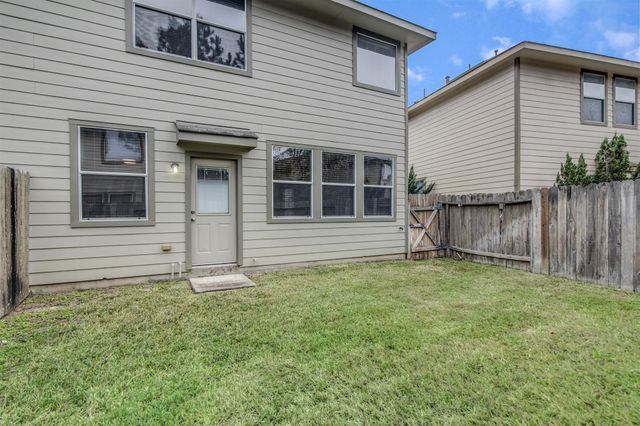 58 S Burberry Park Circle, The Woodlands, TX 77382