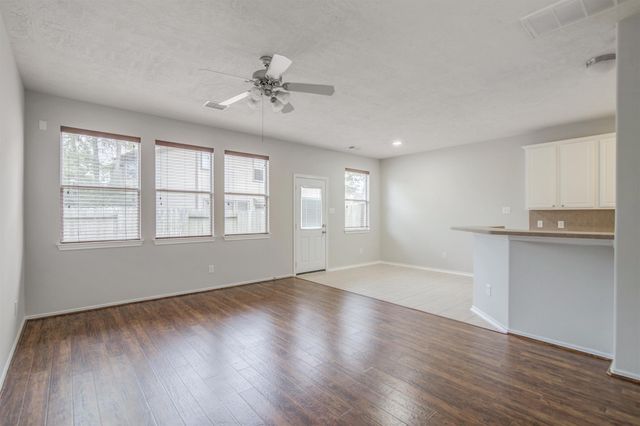 58 S Burberry Park Circle, The Woodlands, TX 77382