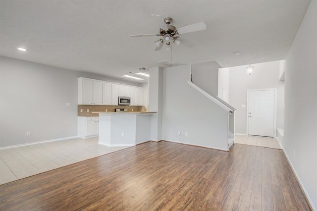 58 S Burberry Park Circle, The Woodlands, TX 77382