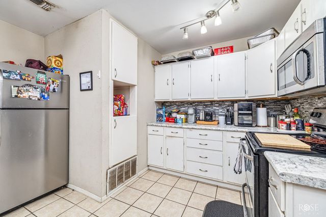 2213 W Ave L, San Angelo, TX 76901