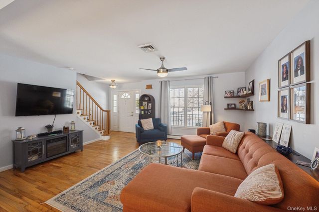 77 Fairway Drive, Wading River, NY 11792