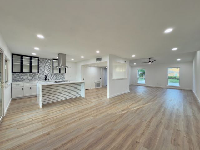 1905 Edna Smith Drive, Garland, TX 75040