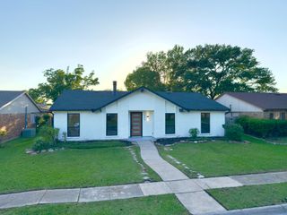 1905 Edna Smith Drive, Garland, TX 75040