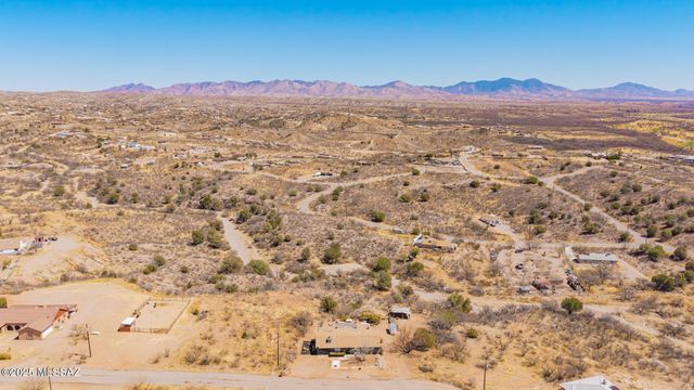 957 Forja Court, Rio Rico, AZ 85648
