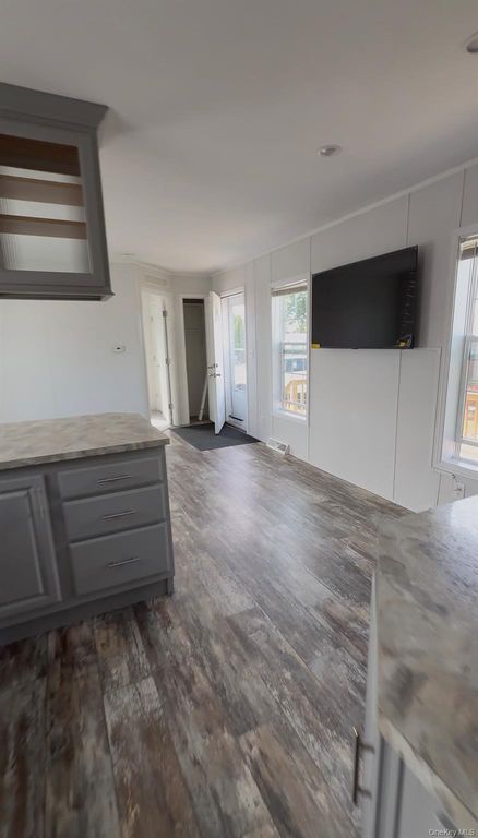 150 Main Street 1A, Islip, NY 11751 — photo 3