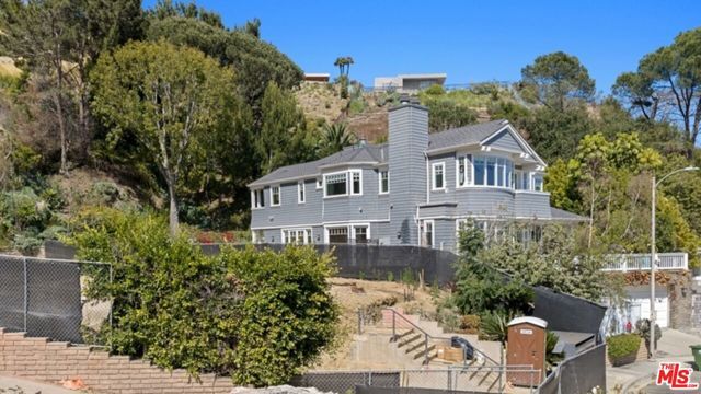1137 Donaire Way, Pacific Palisades (los Angeles), CA 90272