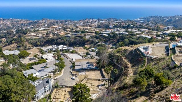 1137 Donaire Way, Pacific Palisades (los Angeles), CA 90272