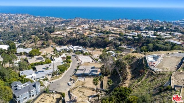 1137 Donaire Way, Pacific Palisades (los Angeles), CA 90272
