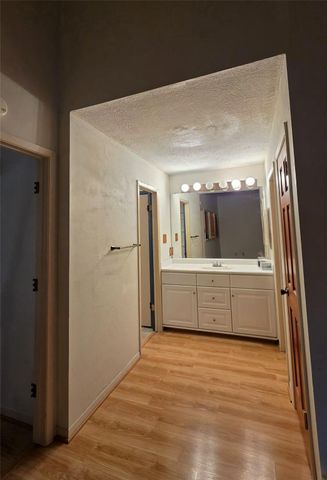 2270 Gemini Street, Houston, TX 77058