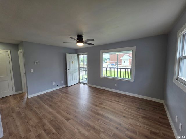 2124 Cincinnati Avenue, Springfield, IL 62702