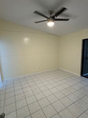 2899 NE 2nd Avenue, Boca Raton, FL 33431