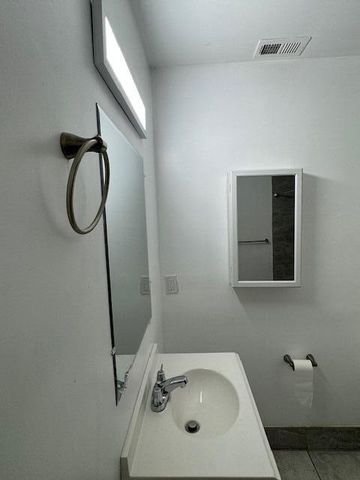 2899 NE 2nd Avenue, Boca Raton, FL 33431