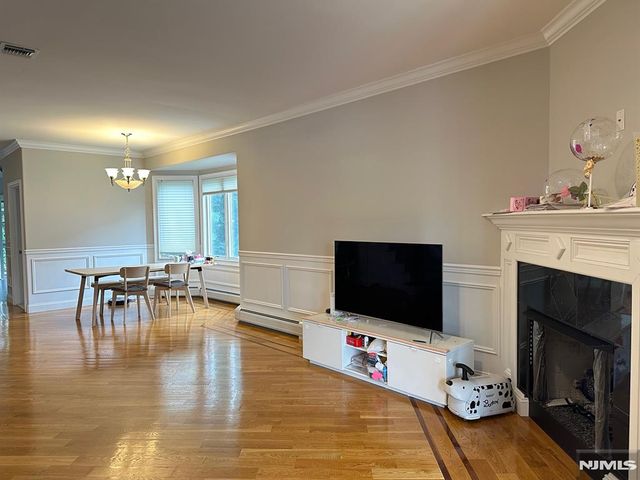 452B Lawn Avenue B, Palisades Park, NJ 07650
