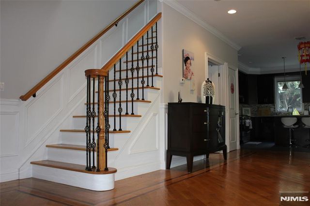 452B Lawn Avenue B, Palisades Park, NJ 07650