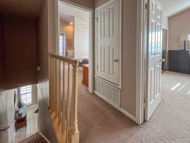 165 Chapel Hill Circle, San Antonio, TX 78240