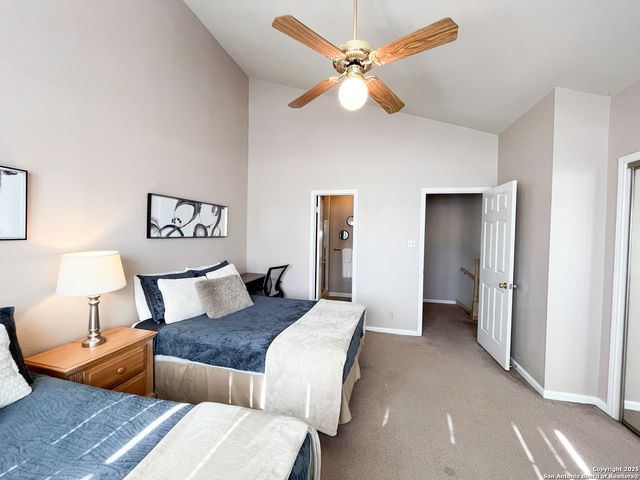 165 Chapel Hill Circle, San Antonio, TX 78240