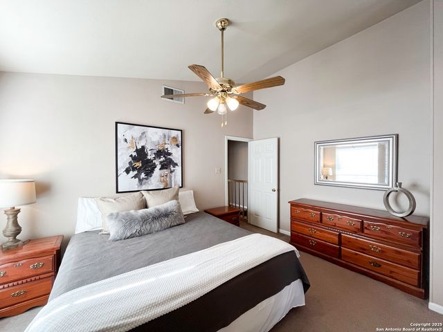 165 Chapel Hill Circle, San Antonio, TX 78240