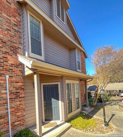 165 Chapel Hill Circle, San Antonio, TX 78240