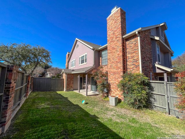 165 Chapel Hill Circle, San Antonio, TX 78240