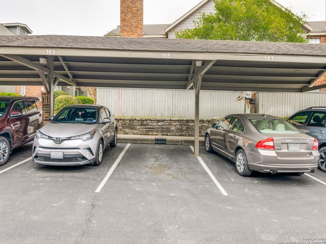 165 Chapel Hill Circle, San Antonio, TX 78240