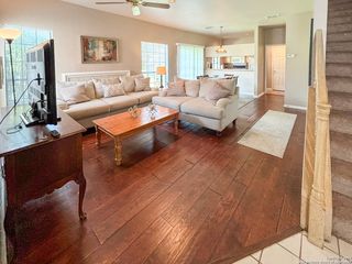 165 Chapel Hill Circle, San Antonio, TX 78240