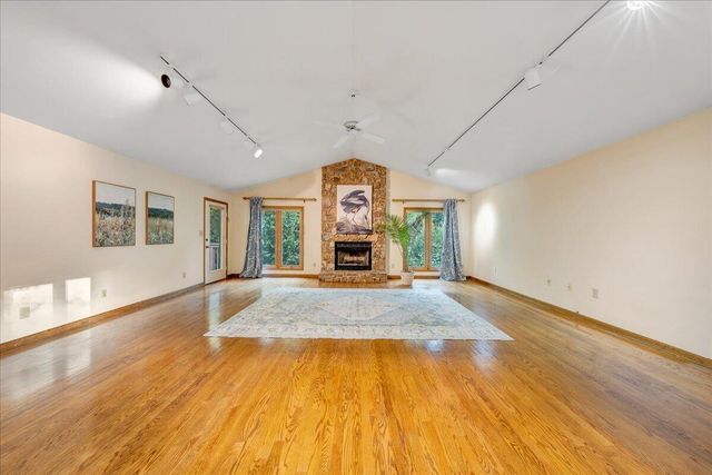2606 Oak Hill LN, Roanoke, VA 24015
