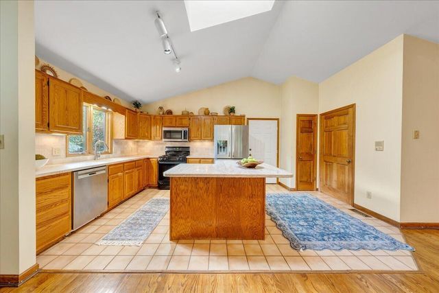 2606 Oak Hill LN, Roanoke, VA 24015