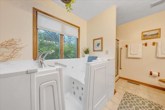 2606 Oak Hill LN, Roanoke, VA 24015