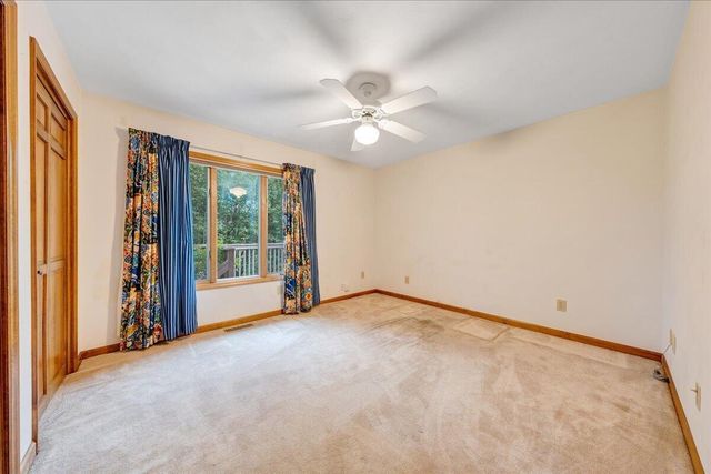 2606 Oak Hill LN, Roanoke, VA 24015