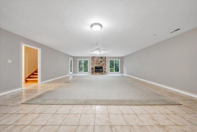 2606 Oak Hill LN, Roanoke, VA 24015