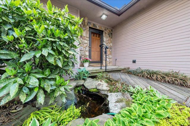 2606 Oak Hill LN, Roanoke, VA 24015