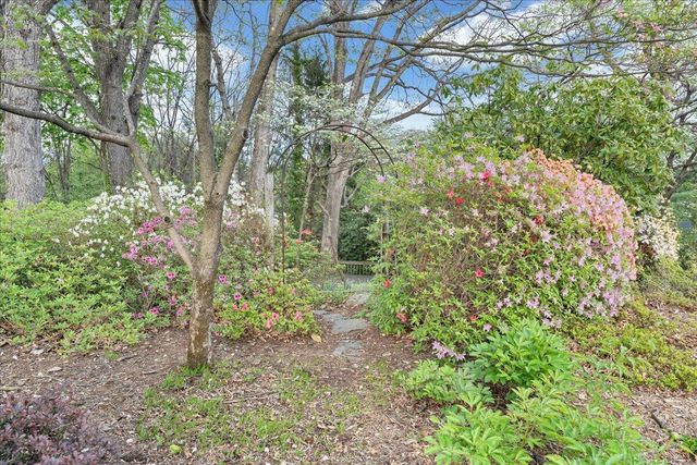 2606 Oak Hill LN, Roanoke, VA 24015