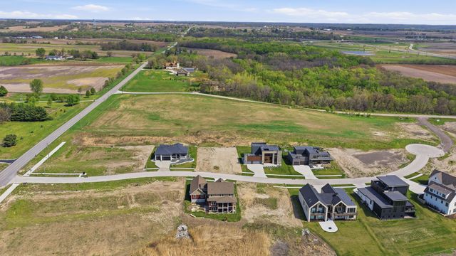 11865 Meadow Springs Drive, Johnston, IA 50131