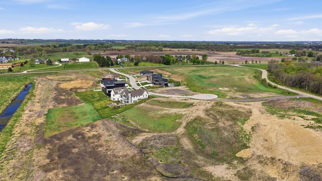 11865 Meadow Springs Drive, Johnston, IA 50131