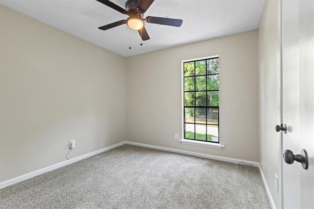 340 WINDSOR Walk, Conyers, GA 30094