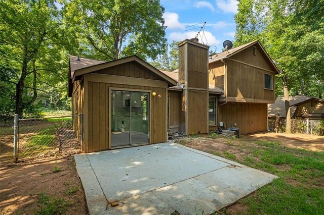 340 WINDSOR Walk, Conyers, GA 30094