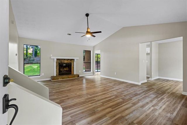 340 WINDSOR Walk, Conyers, GA 30094