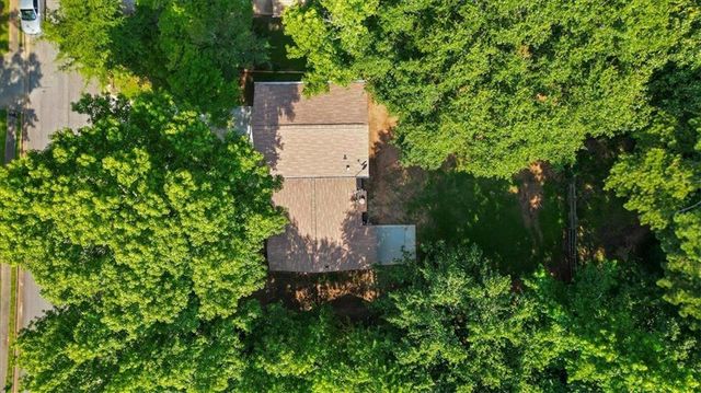 340 WINDSOR Walk, Conyers, GA 30094