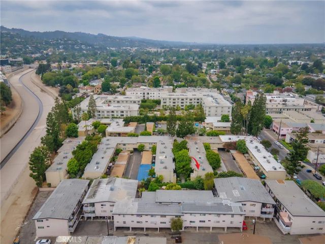 11138 Aqua Vista Street 18, Studio City, CA 91602