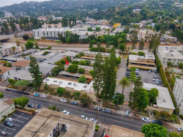 11138 Aqua Vista Street 18, Studio City, CA 91602