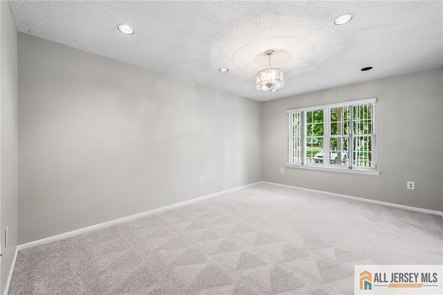 281 Mockingbird Drive, Monroe, NJ 08831