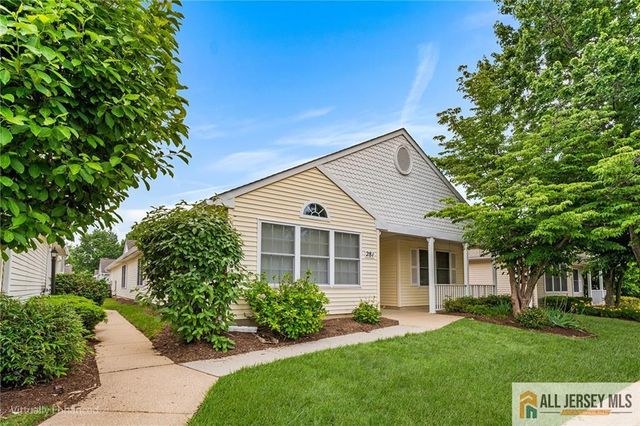 281 Mockingbird Drive, Monroe, NJ 08831